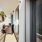 Clerigo - By Sch São Martinho do Porto